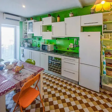 Apartment In Saint-etienne With Kitchen